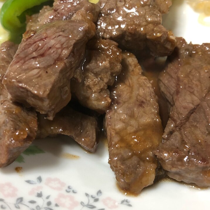 豪華なステーキ